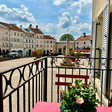 Appt Vue Place De Toscane - 4Min Disneyland-Paris Serris Exterior photo