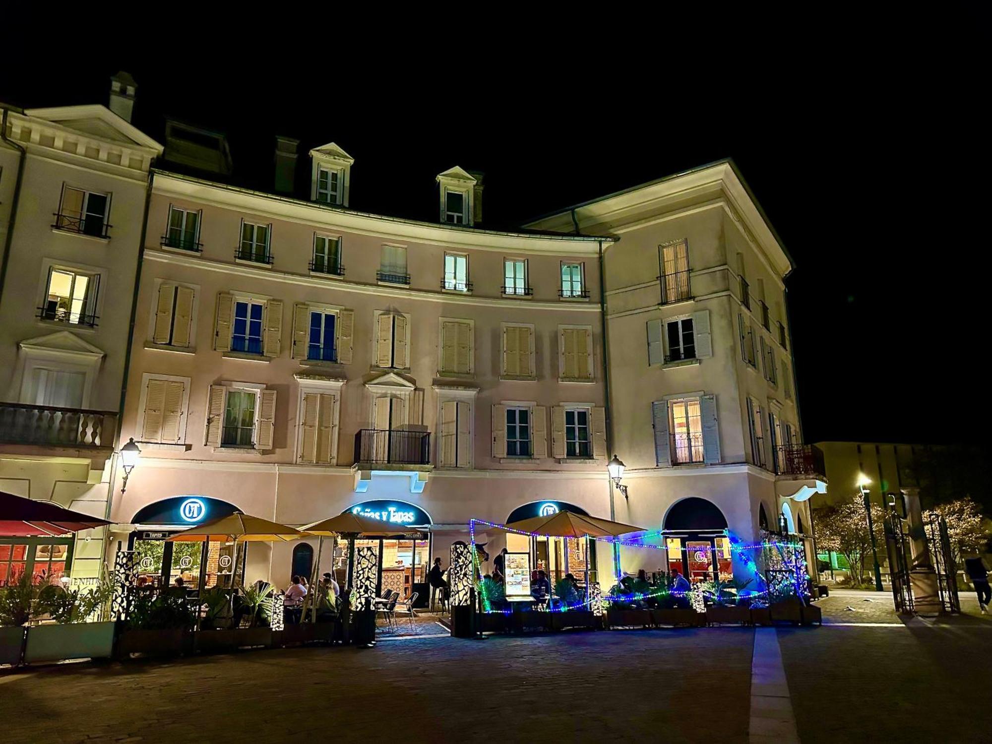 Appt Vue Place De Toscane - 4Min Disneyland-Paris Serris Exterior photo