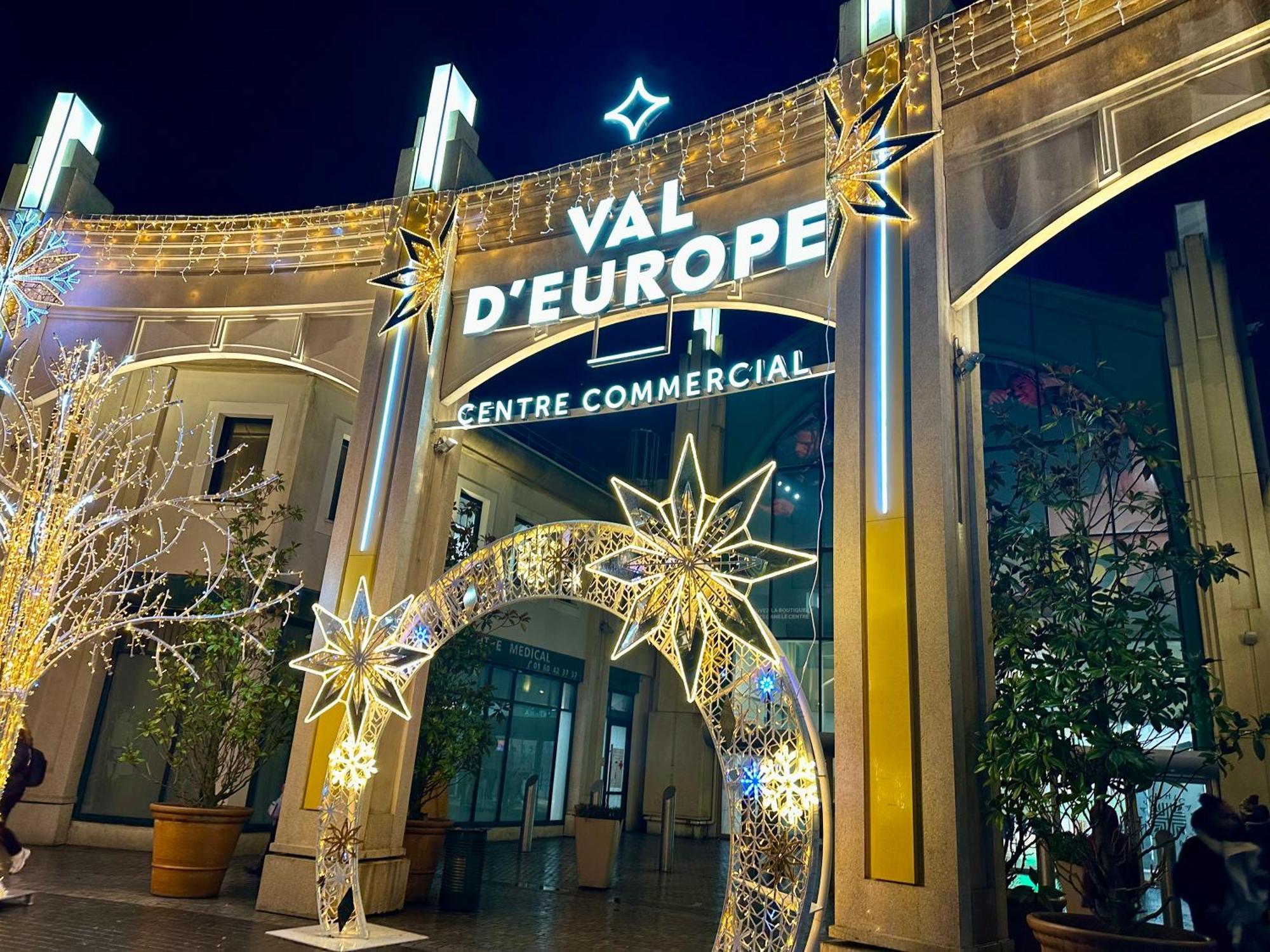 Appt Vue Place De Toscane - 4Min Disneyland-Paris Serris Exterior photo